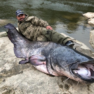 Fotogalerie Camp Ebro Fänge im Camp 2019